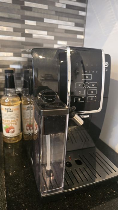 Delonghi Dinamica espresor