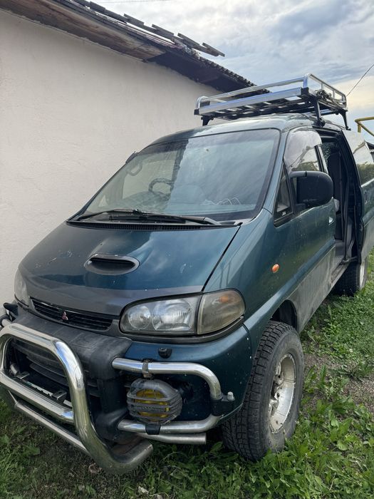 Продам Mitsubishi Delica