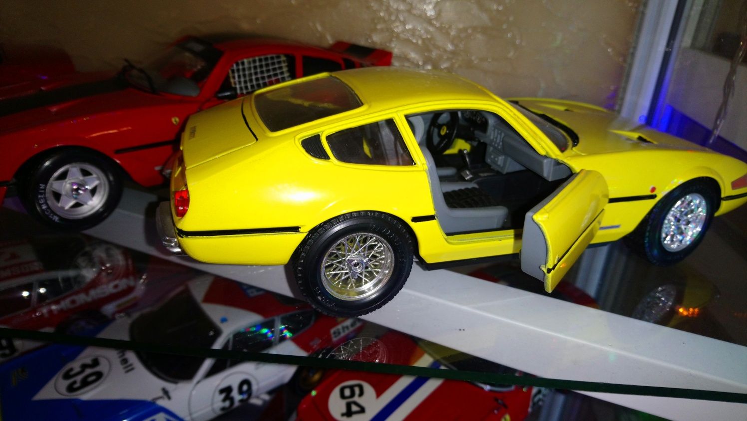 1:18 Ferrari 365 GTB 4  69 г.