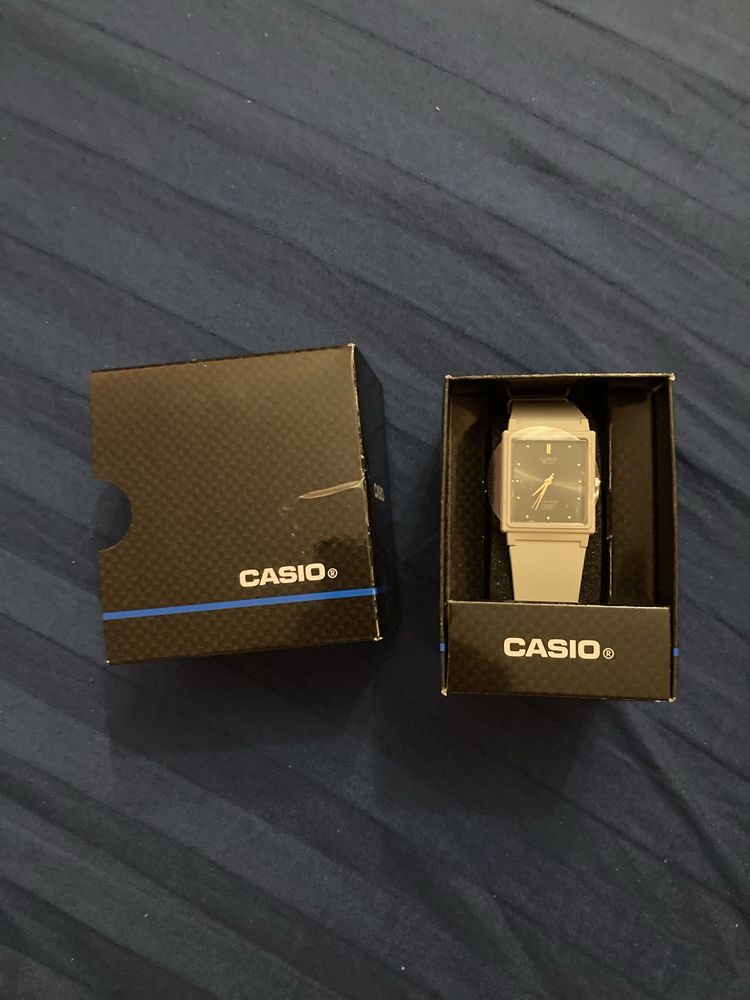 Часовник CASIO MQ-38UC-8AER