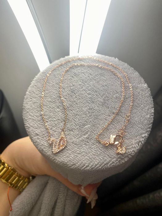 Оригинално ново колие Swarovski