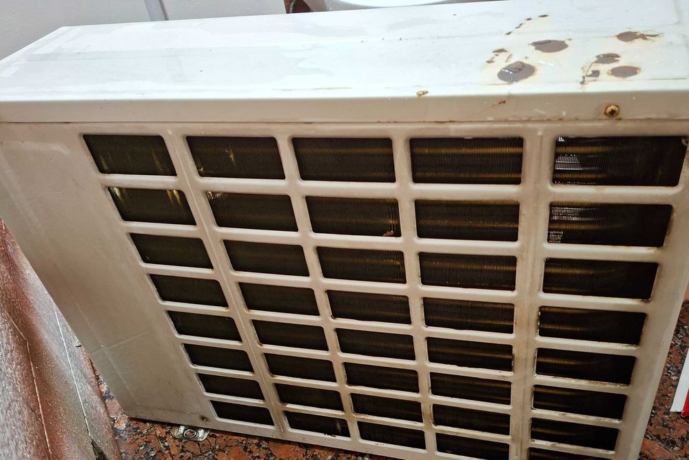 LG климатик 12 BTU