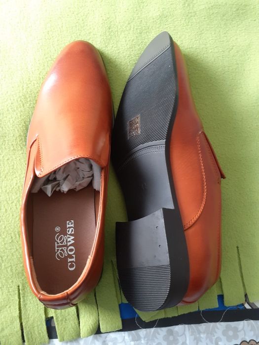 De vinzare pantofi noi piele ecologica