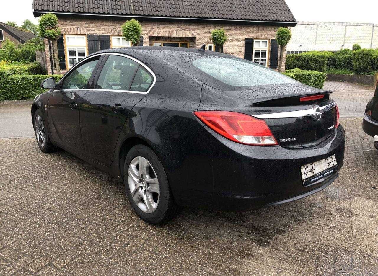 Opel Insignia на части 3 броя