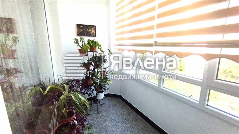 Продава се Четиристаен апартамент в Варна, Аспарухово - 106 кв.м за 1680 €/кв.м - Снимка #9