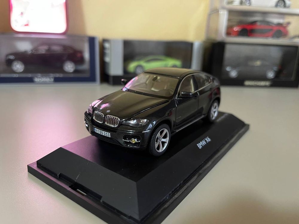 Macheta Bmw x6 1:43 Schuco