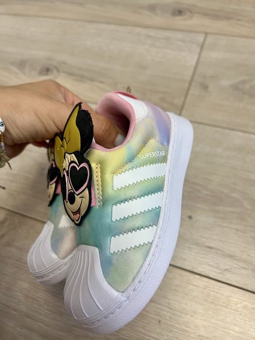 Adidas Disney x Superstar 360 Minnie Mouse