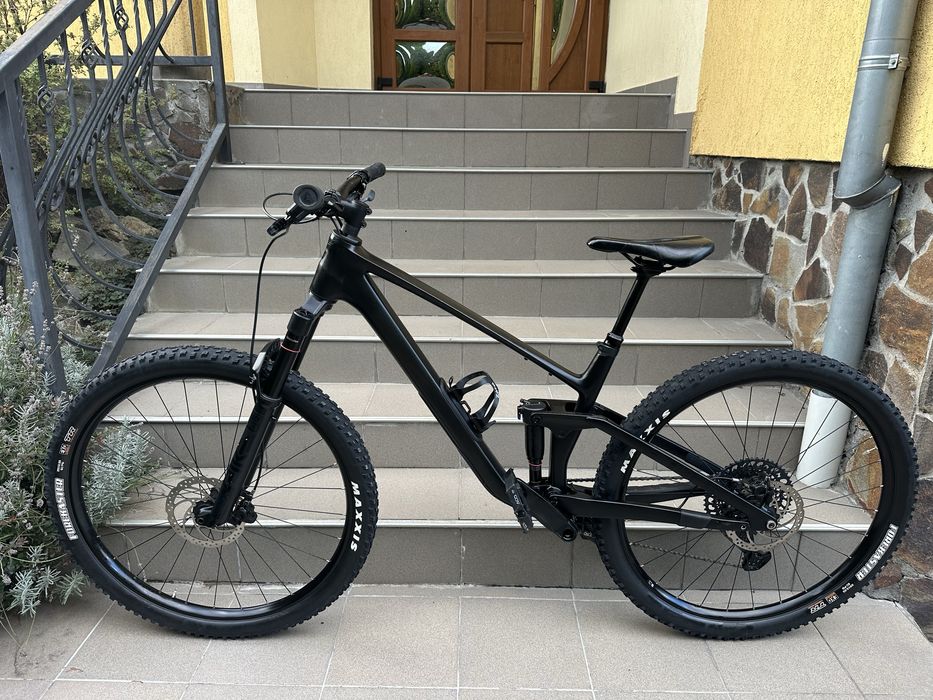 Bicicleta Cube Stereo One 144 Carbon