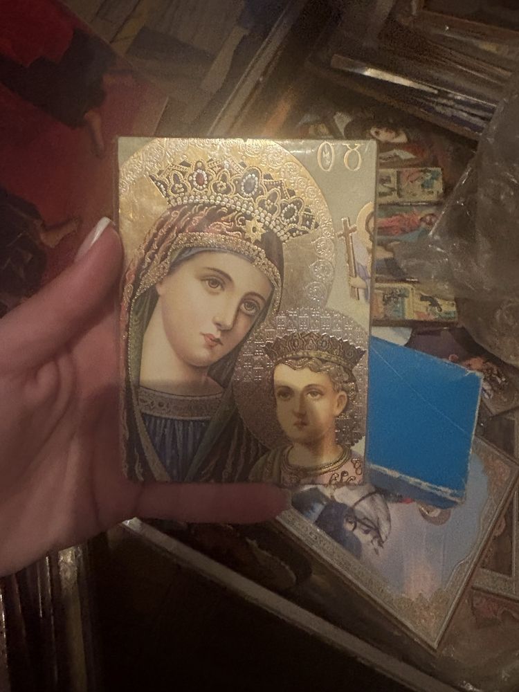 Икони с и без рамки