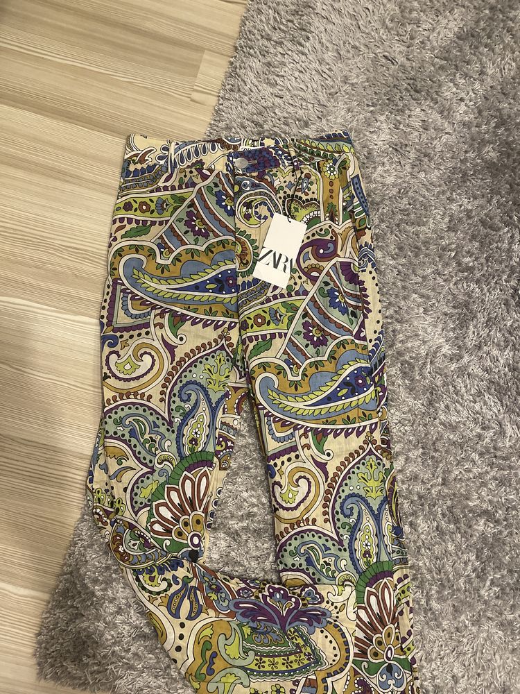 Pantaloni de vara