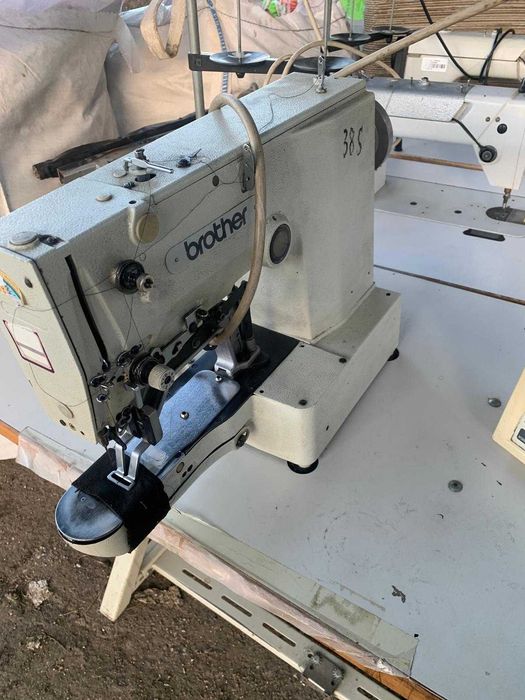 Masini de cusut cu masa