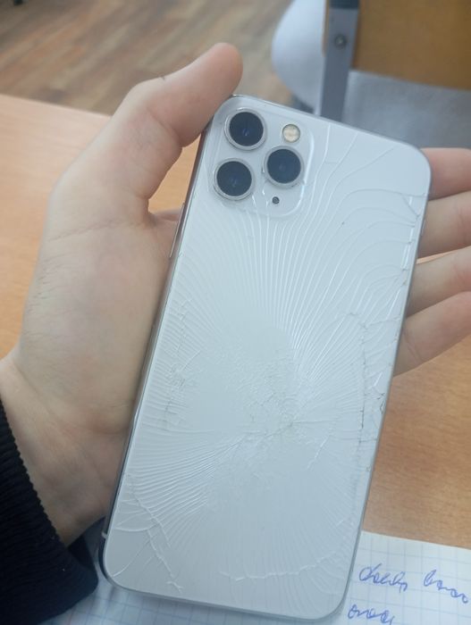 Продам айфон 11 про 256 Гб