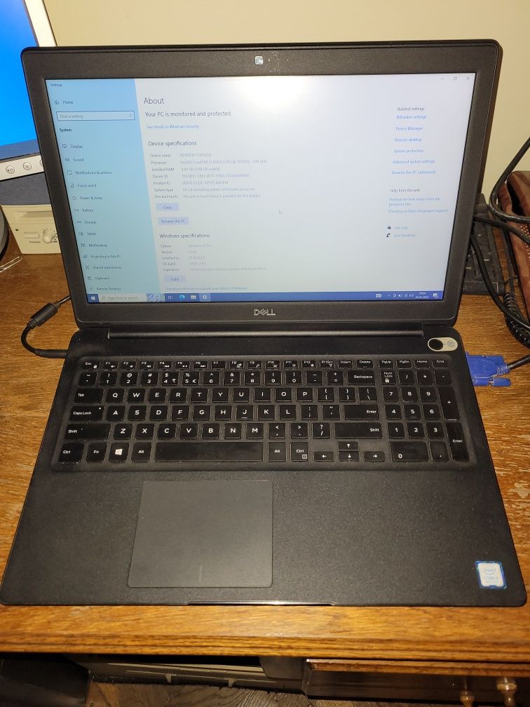Laptop i5 generatia8