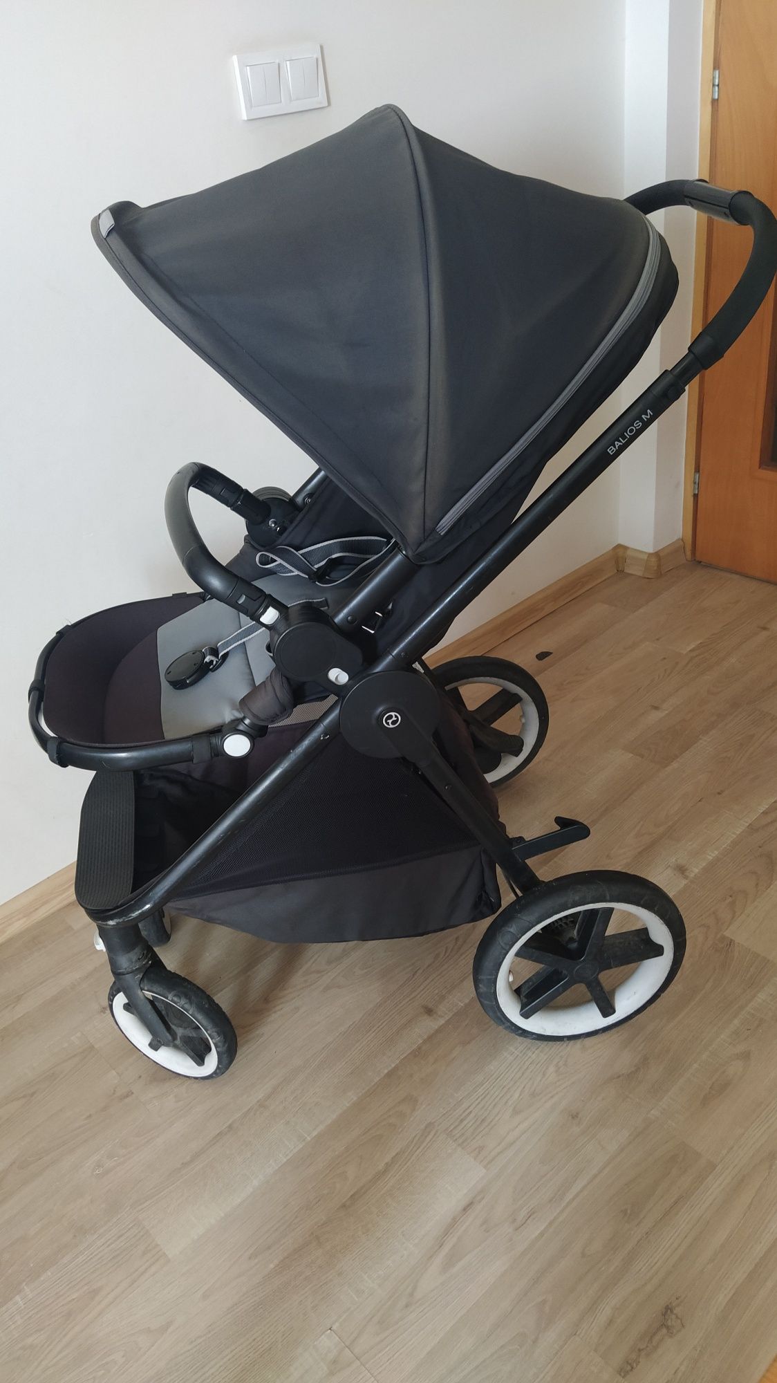 Комбинирана количка Cybex Balios М - пълен комплект + куп екстри