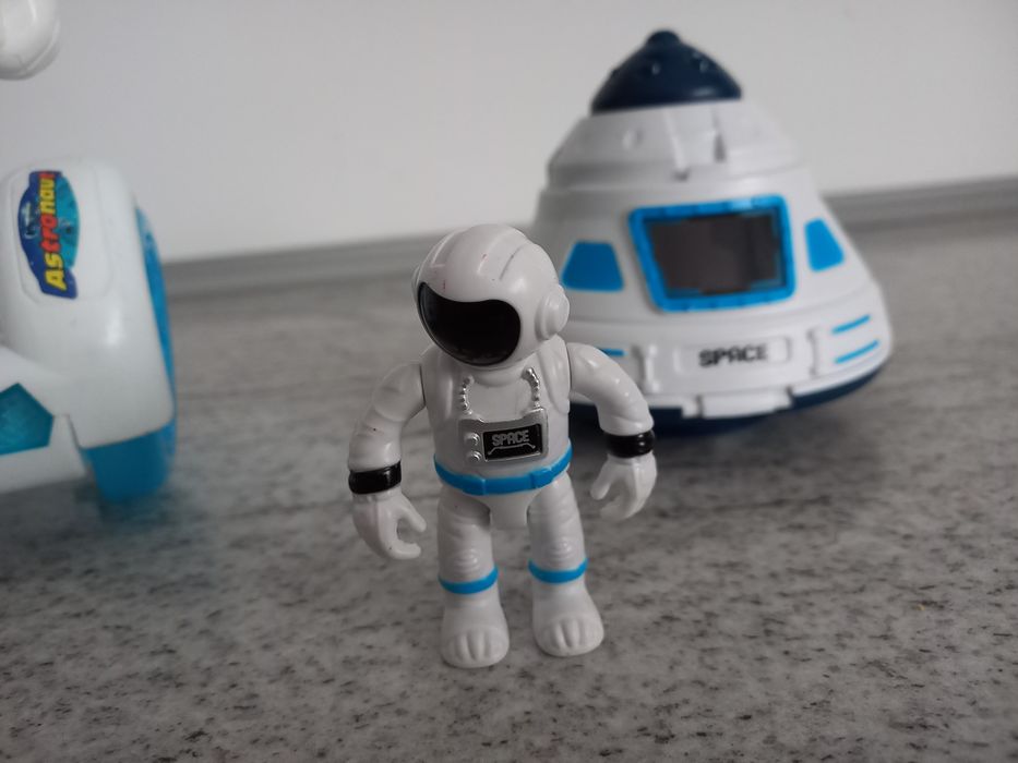 jJucarii roboti si modul aselenizare lunar,marca Noriel,stare perfect