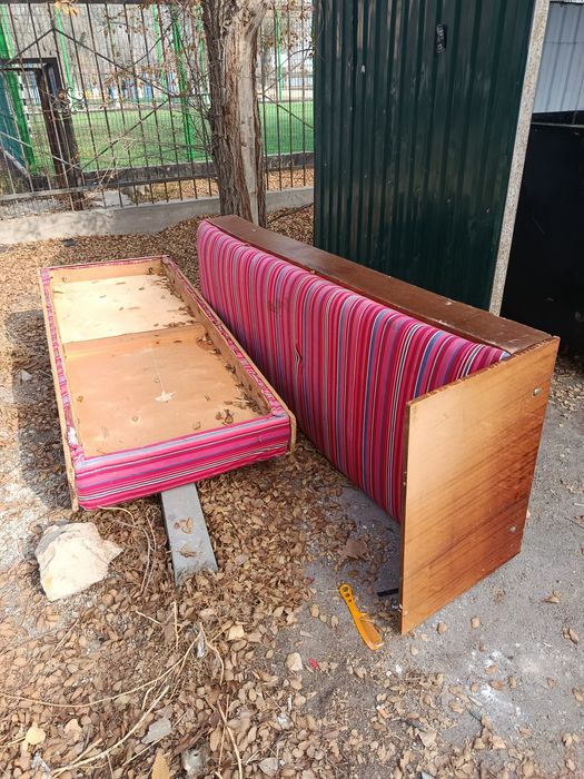 Кровать односпальная