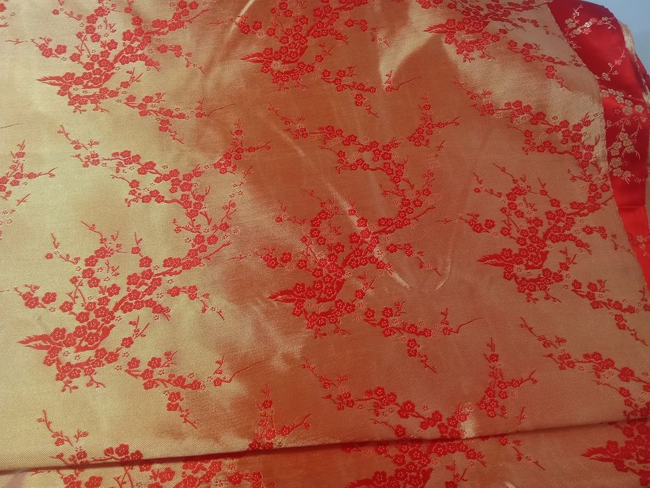 Traversă de masa 30 de lei  pe .metru