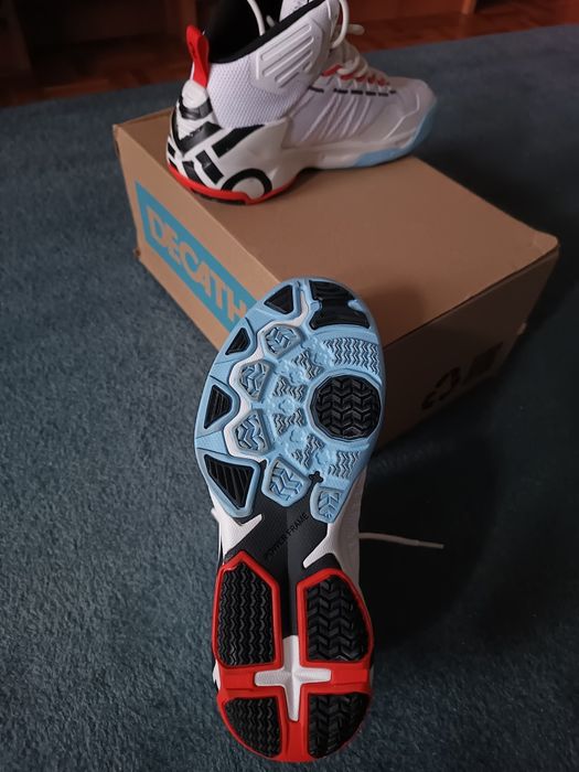 Adidași baschet Tarmak NOI 39