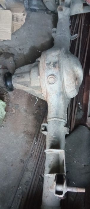 Продам задний мост Митсубиси Делика