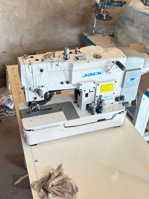 Швейная машина, петельная машина