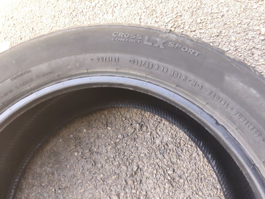 235/55/19" 4бр Continental cross contact lx sport,dot4522,7-8mm
