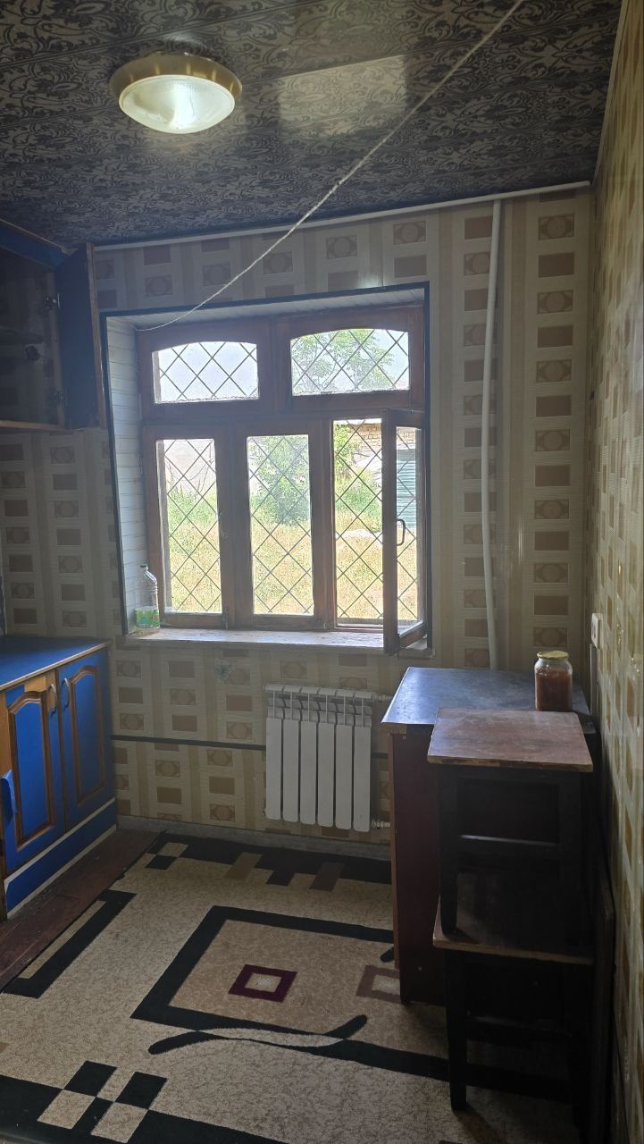 Срочно Продаётся 1 комнатная вдоль дороги