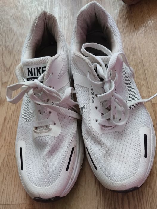 Кроссовки белые 38 размер женские