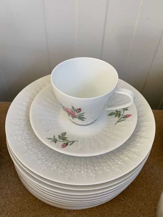 Hutschenreuther - Exzellenz - Rosita порцеланов сервиз