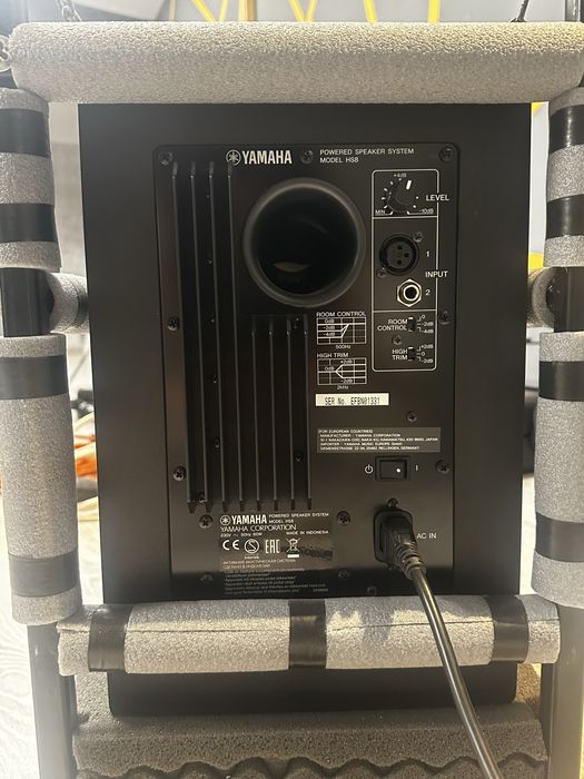 Boxe Yamaha HS8 x2 buc