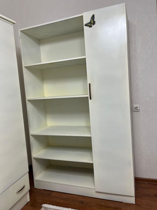 Шкаф сатылады жағдайы жақсы