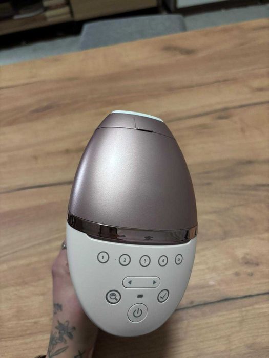 Philips Lumea фотоепилатор