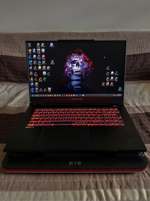 Laptop - RTX 4080 i9 14900HX 64GB RAM 2TB SSD - Dream Machines (Clevo)