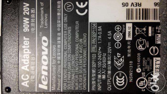 Alimentator Lenovo 20V-4,5A Original, ca Nou,92P1104