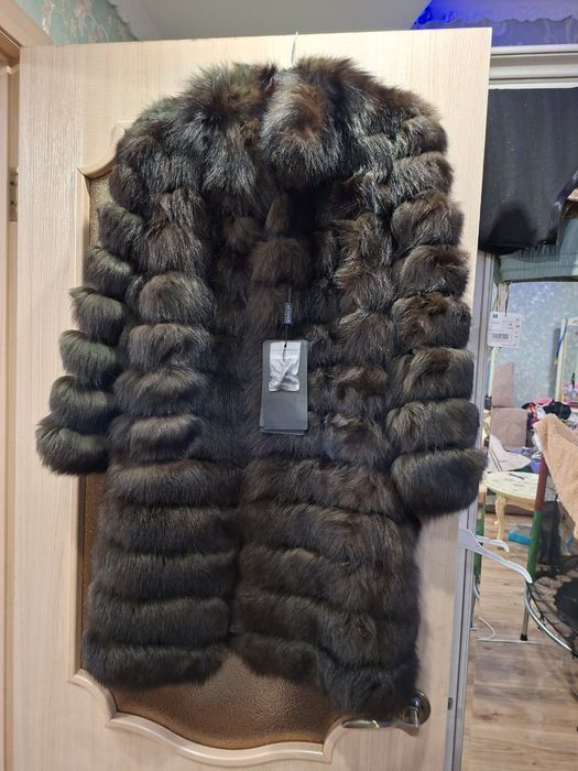 Лисья новая шуба