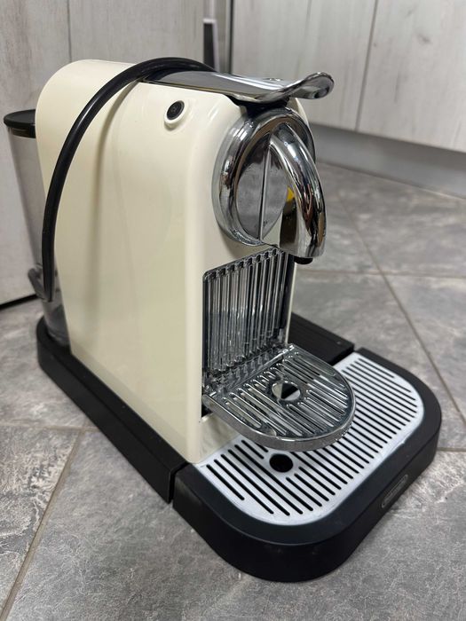 Капсулна кафемашина Nespresso