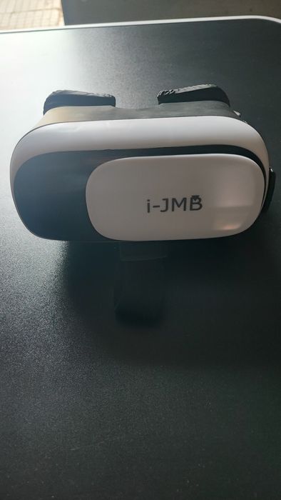 VR очила чисто нови