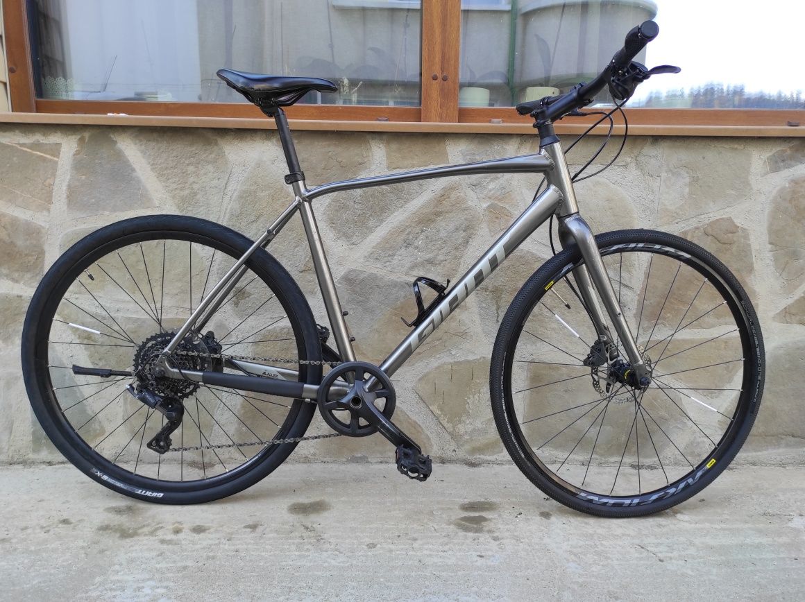 Велосипед Giant Escape 28" 2022