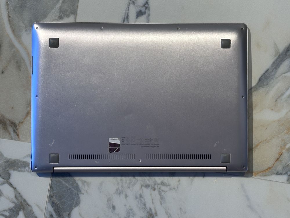 13” FHD IPS ASUS Zenbook Core i7-6500CPU/12GB RAM/512GB SSD
