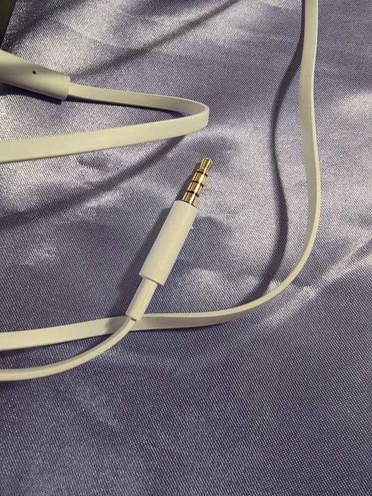 Logitech G333 Wired Earbuds Lavender White