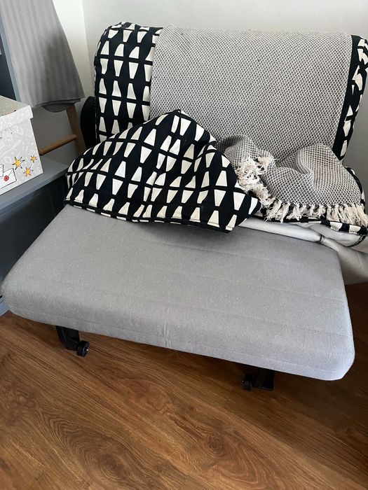 Разтегателен стол легло IKEA LYCKSELE LOVAS