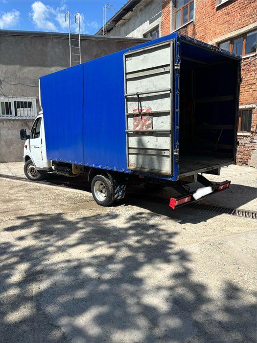 Грузоперевозки.