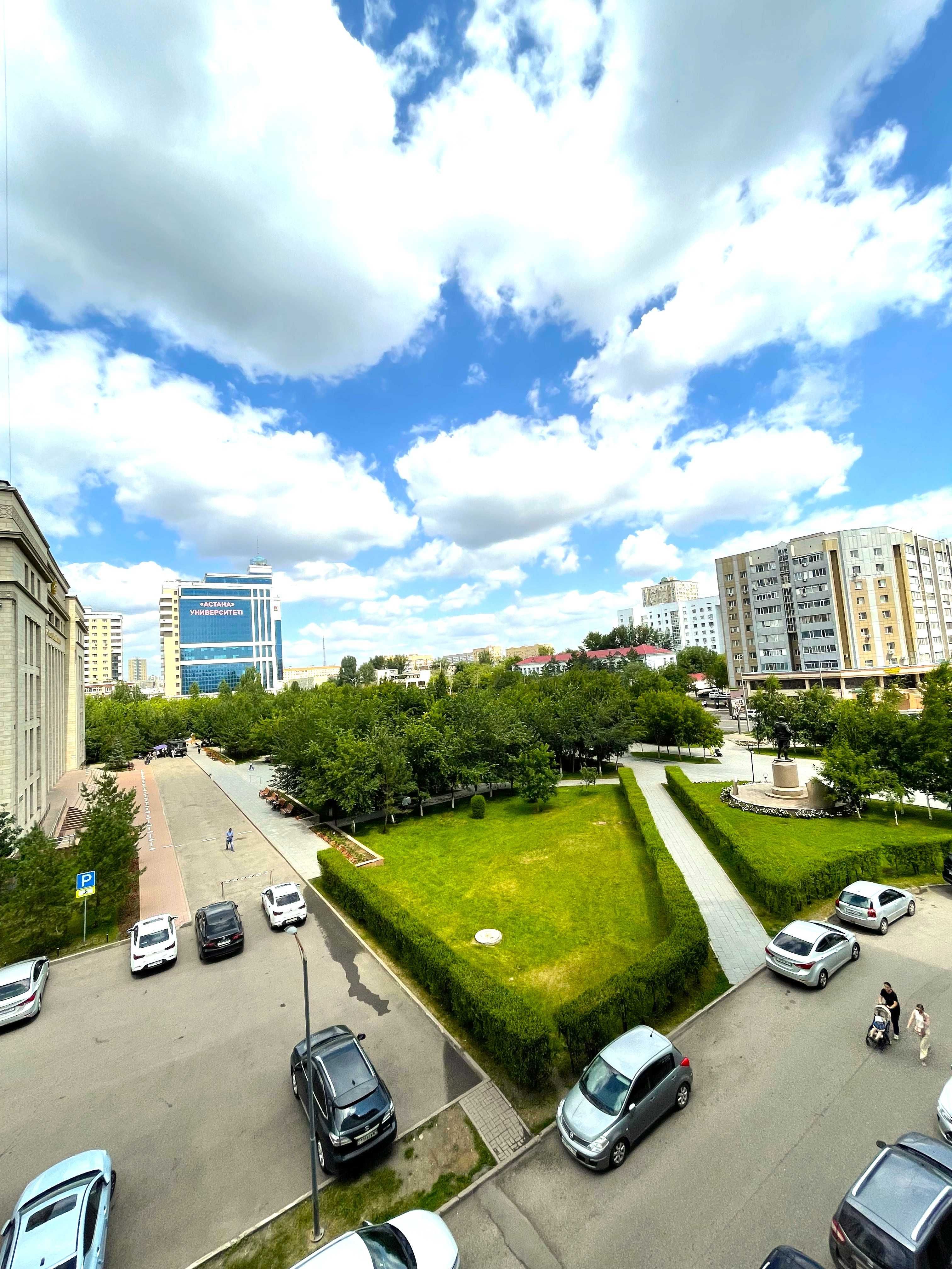 ПРОДАМ 3-комн.кв. ЖК Столичный-2 пр. Абая, Центр города 70 кв.м.