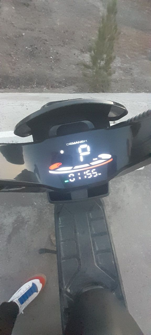 Elektro skuter  hali kop yurmagan kelishtirib beraman