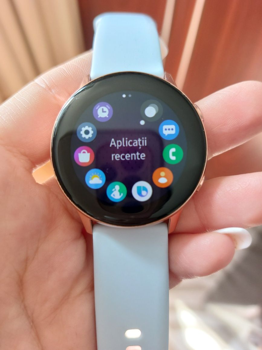 Vând Smartwatch samsung