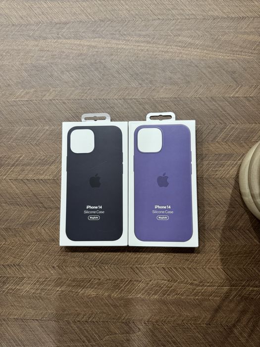 iPhone 14 Silicone Case with MagSafe - Iris, Midnight