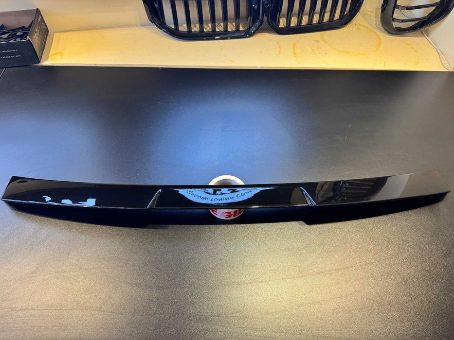 Eleron Luneta - Bmw Seria 3 F30 M4 Negru Lucios