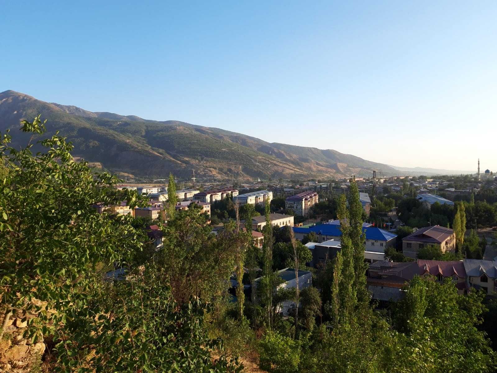 Продаётся уютная дача в живописном районе гор Чарвак!