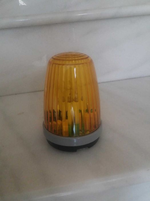 Automatizare poarta culisanta