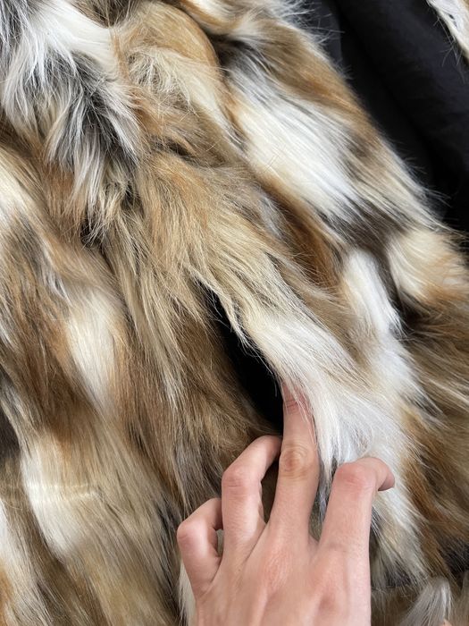 Vesta superbă nouă Zara