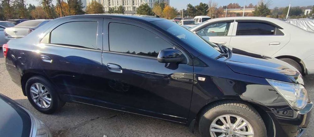 Кобальт Style 4 позиция сотилади